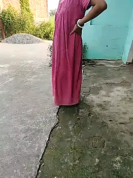 COUPLLE VILLAGE online show from 10/08/25, 02:20