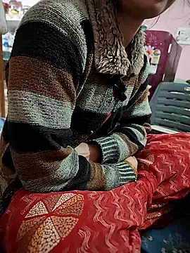 COUPLLE VILLAGE online show from 01/31/26, 10:30