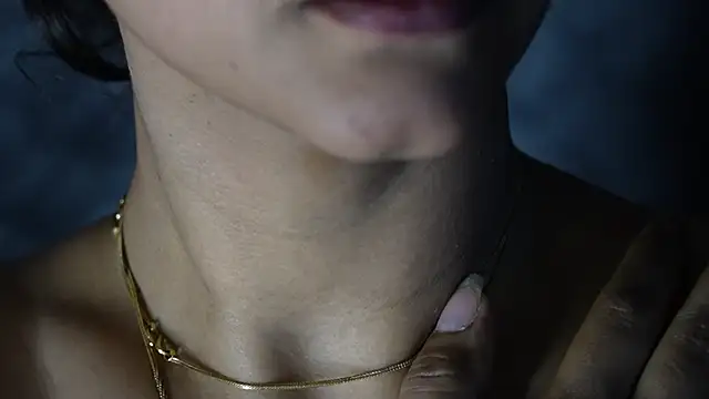 -AyeshaSinghania- online show from 01/30/25, 07:59