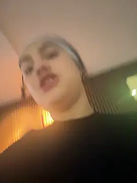 emily roberts1 online show from 12/28/24, 12:35