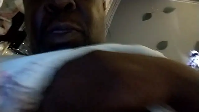 Snapshot of macnificent1fr chatting on 09/25/25, 04:49 macnificent1fr online show from 09/25/25, 04:49