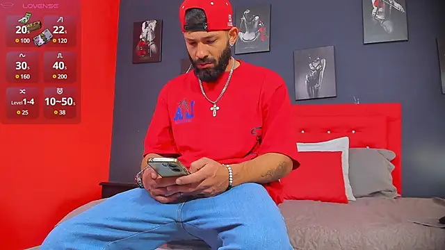 Thiagogomez online show from 12/10/24, 12:16