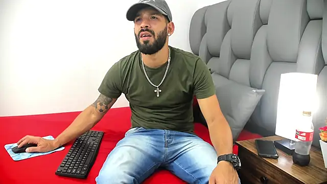 Thiagogomez online show from 03/31/26, 07:14