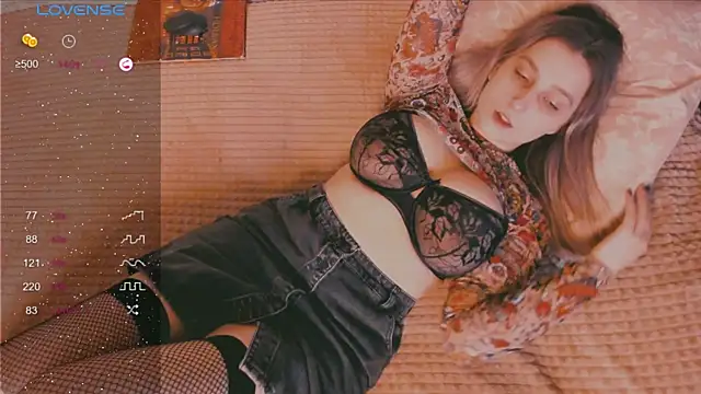 Snapshot of yoursugarbabe chatting on 11/09/25, 03:43 yoursugarbabe online show from 11/09/25, 03:43