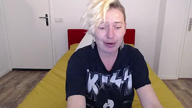 cumfun online show from 02/23/25, 02:35