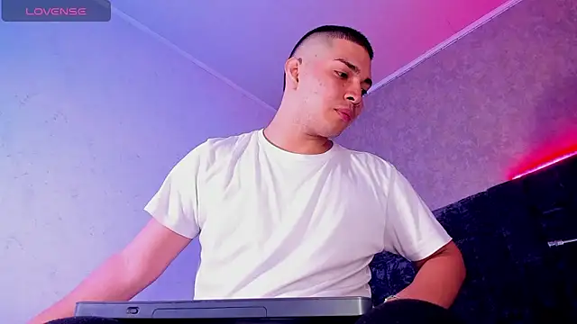 JUANDIAMONDS98 online show from 02/15/25, 01:05