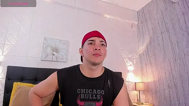 JUANDIAMONDS98 online show from 11/21/25, 01:32