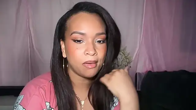 Snapshot of SashaEstrella chatting on 06/14/26, 11:34 SashaEstrella online show from 06/14/26, 11:34
