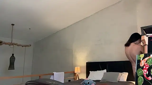 Snapshot of _liatris_ chatting on 02/27/25, 09:43 liatris online show from 02/27/25, 09:43