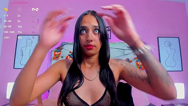 charlotte kisss online show from 10/25/25, 07:52