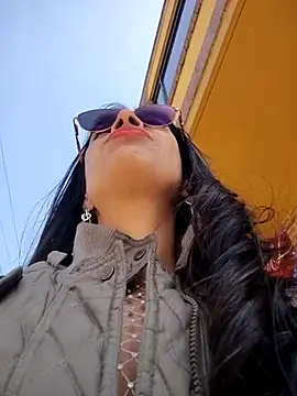 Astrid-- online show from 02/05/26, 03:05