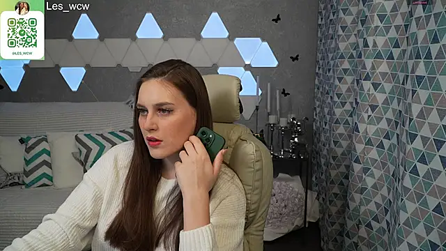 HarleyDeess online show from 02/06/25, 10:10