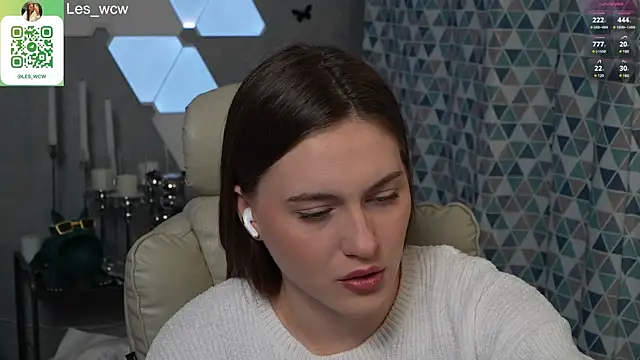 Snapshot of HarleyDeess chatting on 03/01/25, 10:53 HarleyDeess online show from 03/01/25, 10:53