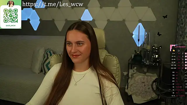 Snapshot of HarleyDeess chatting on 09/28/25, 08:47 HarleyDeess online show from 09/28/25, 08:47