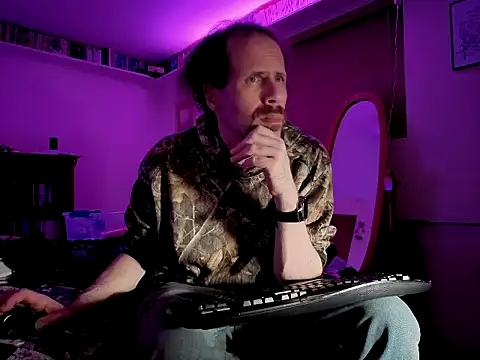 HandsumHungDaddy online show from 05/05/26, 09:17