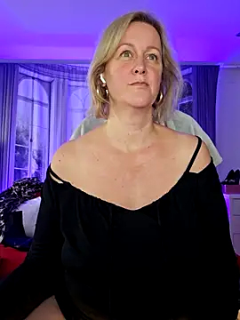 MarleneBloem online show from 09/17/25, 03:24