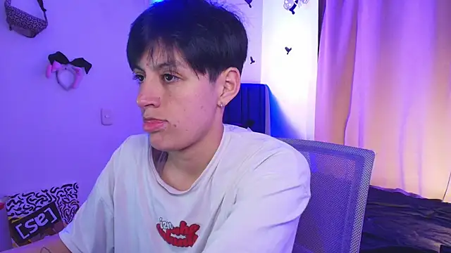 9 Fernanda 9 online show from 10/13/25, 08:36