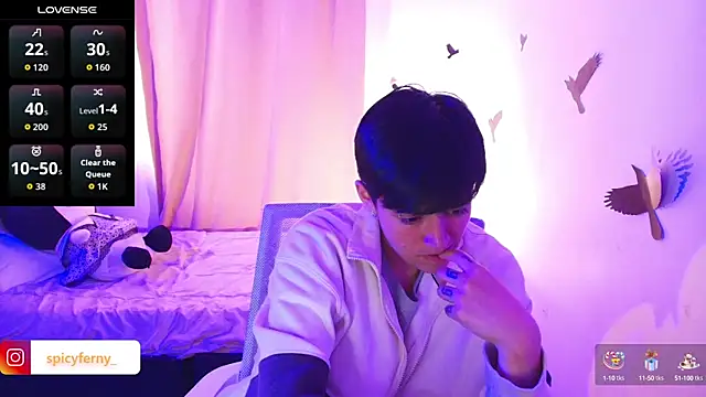 9 Fernanda 9 online show from 10/18/25, 09:32