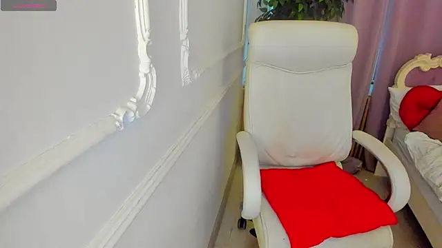 Lily Marlin online show from 04/04/26, 07:06