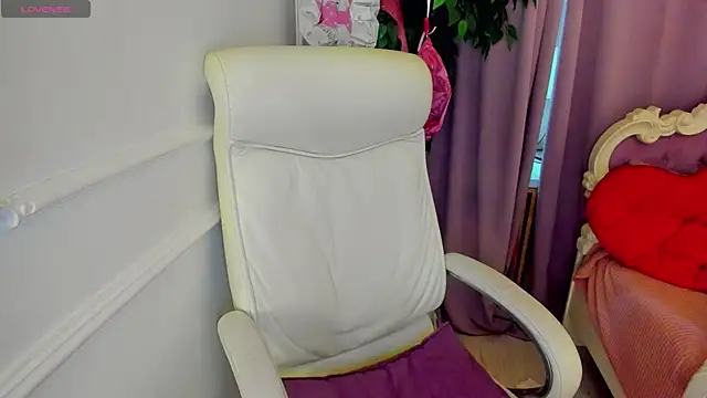 Lily Marlin online show from 07/19/26, 02:37