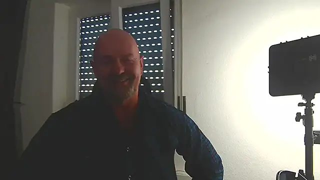 Snapshot of ManlyPrisonGuy chatting on 07/16/26, 02:12 ManlyPrisonGuy online show from 07/16/26, 02:12