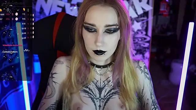 Snapshot of amywhitenessxx chatting on 12/22/24, 12:16 amywhitenessxx online show from 12/22/24, 12:16