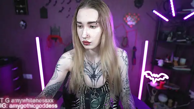 amywhitenessxx online show from 06/02/26, 03:36