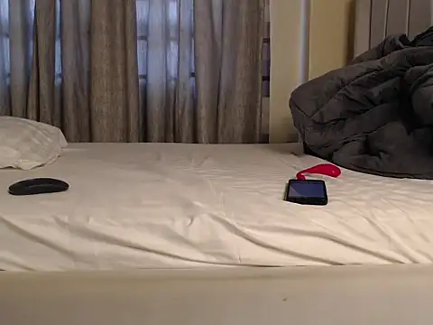 CurvyGlass online show from 03/06/25, 04:30