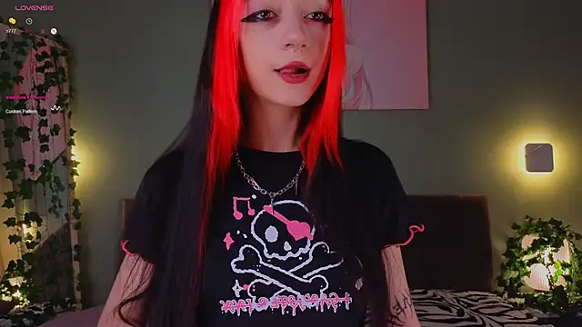 TristaRoht online show from 01/10/25, 03:06