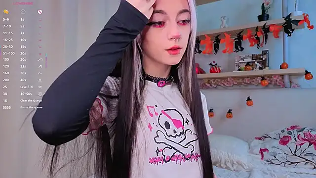 TristaRoht online show from 11/05/25, 03:01