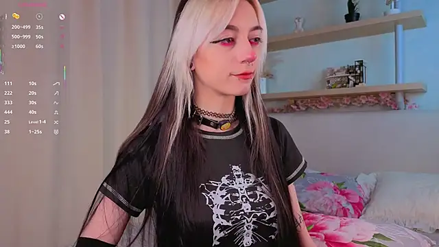 TristaRoht online show from 11/11/25, 03:12