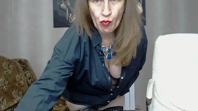 Snapshot of koroleva70 chatting on 12/04/24, 07:23 koroleva70 online show from 12/04/24, 07:23