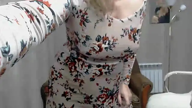 Snapshot of koroleva70 chatting on 02/26/25, 07:16 koroleva70 online show from 02/26/25, 07:16