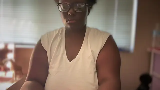 Yagurl  west online show from 03/10/25, 07:40