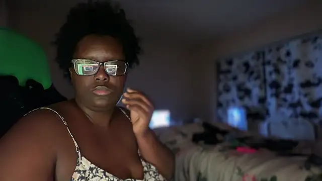 Yagurl  west online show from 01/17/26, 09:14