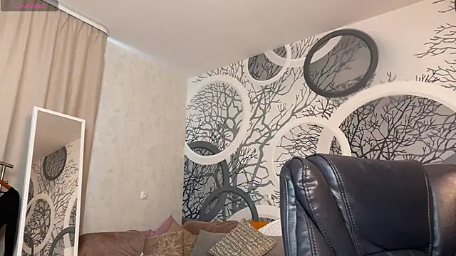 viviann evans online show from 05/19/26, 01:00