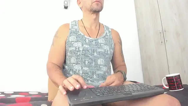 JULESLAKES online show from 03/25/26, 01:17