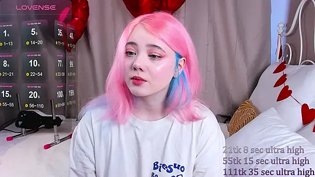 Snapshot of __KawaiiYuki__ chatting on 02/10/25, 08:42 KawaiiYuki online show from 02/10/25, 08:42