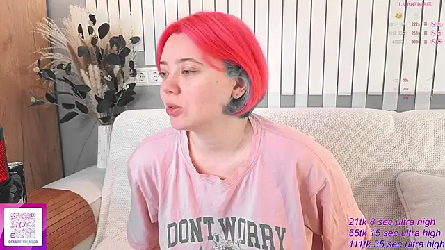 Snapshot of __KawaiiYuki__ chatting on 11/09/25, 07:28 KawaiiYuki online show from 11/09/25, 07:28