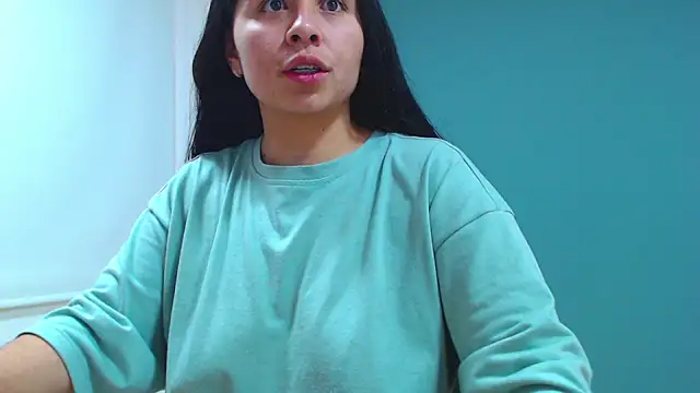 danna- roouss online show from 12/21/25, 05:53