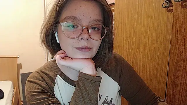 Chmiri cb online show from 12/18/24, 05:31