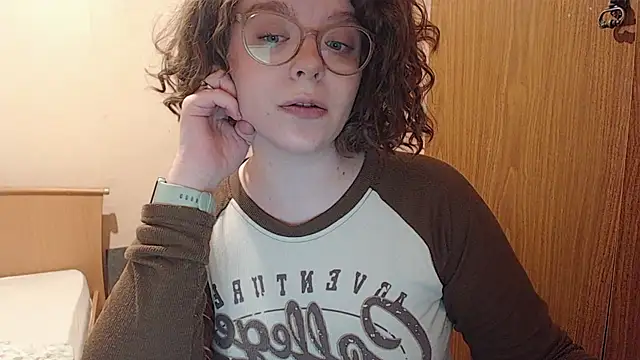 Chmiri cb online show from 02/07/25, 12:28