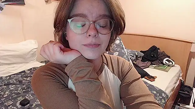 Chmiri cb online show from 09/26/25, 11:47