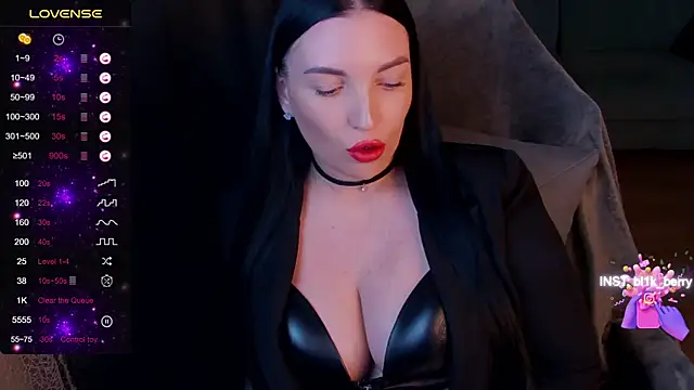 Snapshot of blackberry_star chatting on 12/05/24, 10:23 blackberry star online show from 12/05/24, 10:23