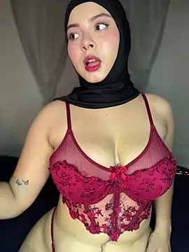 aneesa darzi online show from 11/25/25, 05:57