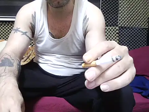 Snapshot of Arabeyes chatting on 11/26/25, 10:55 Arabeyes online show from 11/26/25, 10:55