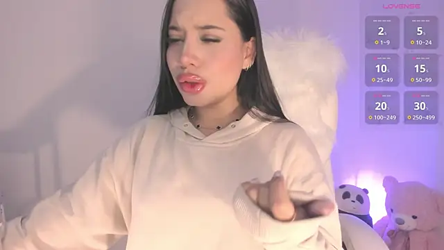 LauraSweett online show from 11/06/25, 12:50