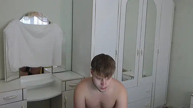 Zoro1999 online show from 01/10/25, 01:09