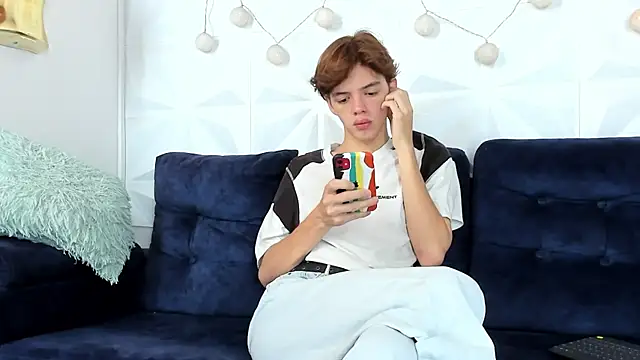 Snapshot of daniel_hot03 chatting on 03/09/25, 01:48 daniel hot03 online show from 03/09/25, 01:48