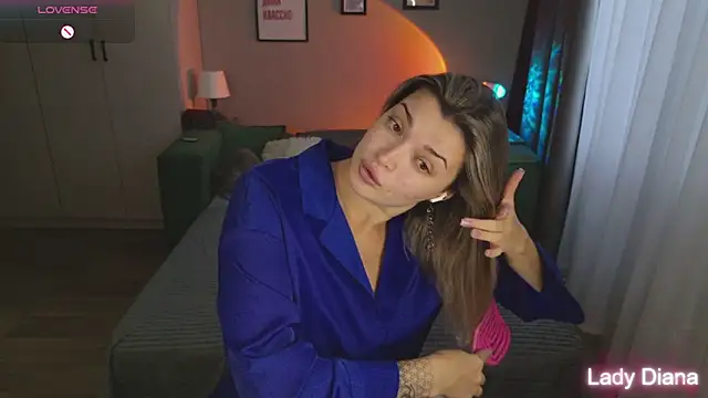 LancasterLady online show from 10/03/25, 01:19